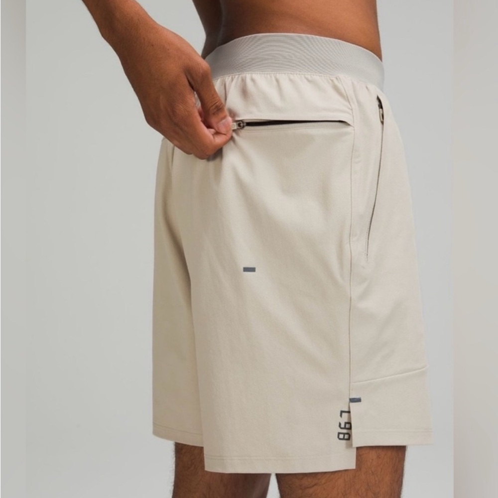 New with tags NWT Lululemon License to Train Linerless Short 7" Medium